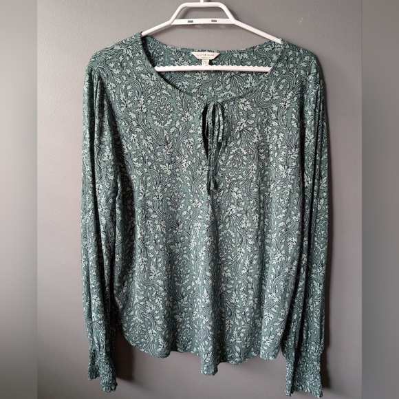 Long Sleeve Blouse - Picture 2 of 2